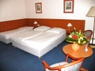 General view thumbnail 8
