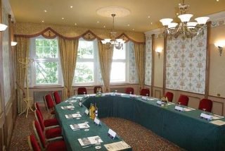 Conferences
 di The Best Western Talbot