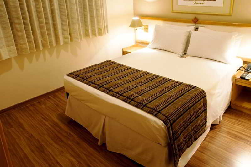 Room
 di Bristol Golden Plaza