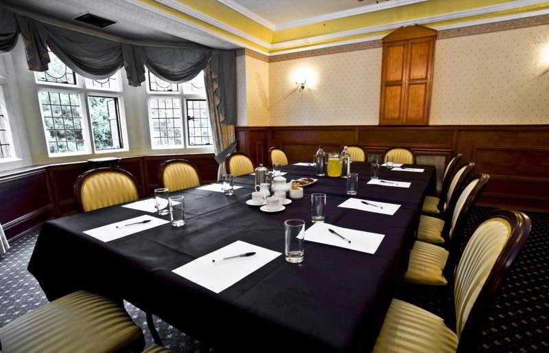 Conferences
 di Maes Manor Country Hotel