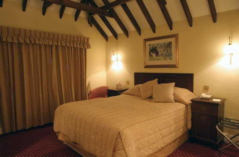 Room
 di The Hurtwood Inn Hotel