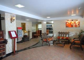 Lobby
 di Hotel Royalty