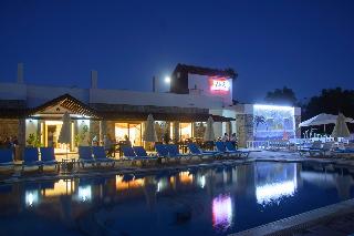 Tiana Beach Resort