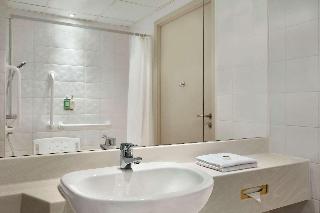 Ramada Hotel & Suites Coventry