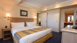 Room thumbnail 9