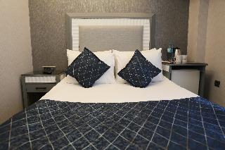 Nova Plaza Park Hotel
