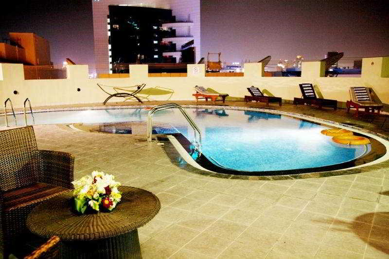 Pool
 di Grand Midwest Hotel Apartment In Bur Dubai