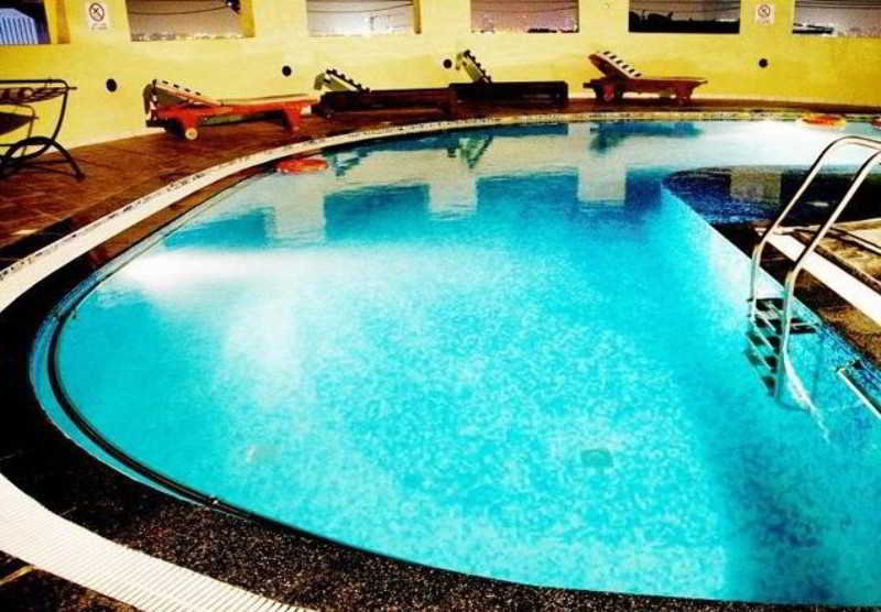 Pool
 di Grand Midwest Hotel Apartment In Bur Dubai