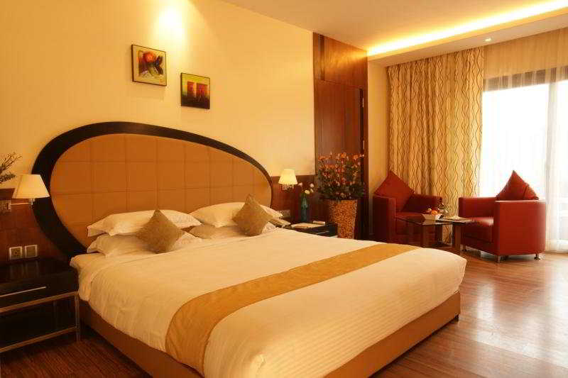 Room
 di The Corinthians