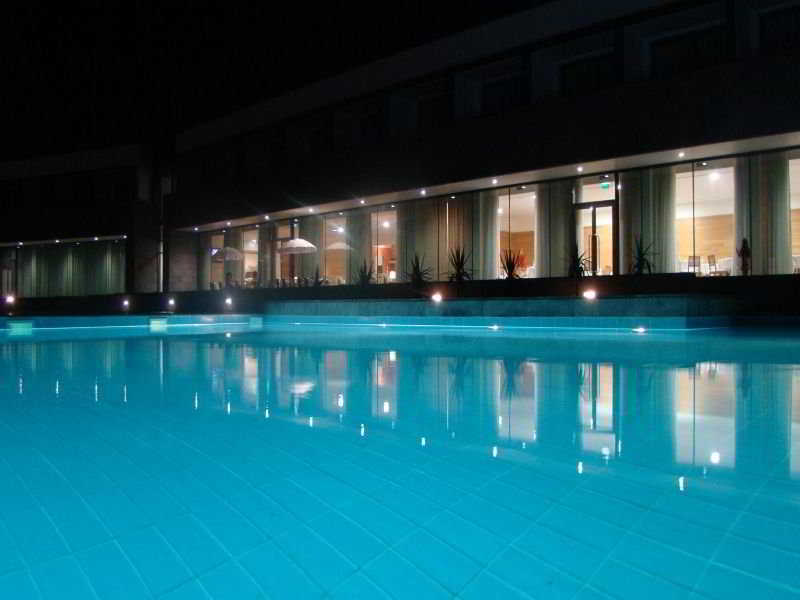 Pool
 di Graciosa Resort & Business Hotel