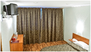 Room
 di 69 Parallel