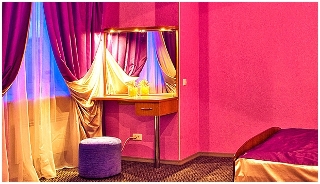 Room
 di 69 Parallel