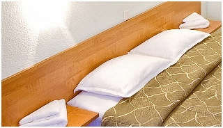 Room
 di 69 Parallel