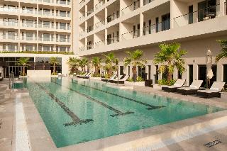 Staybridge Suites Abu Dhabi Yas Island - Pool
