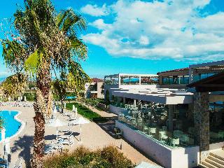 Almyros Beach Resort and Spa