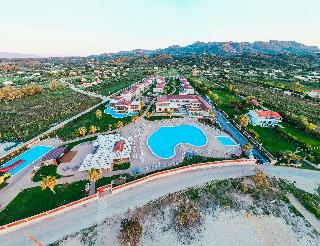 Almyros Beach Resort and Spa