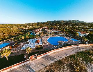 Almyros Beach Resort and Spa