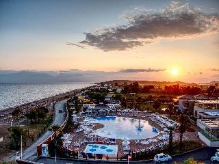 Almyros Beach Resort and Spa