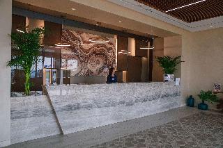 Almyros Beach Resort and Spa