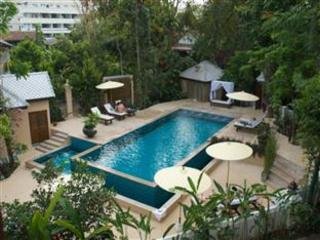 Pool
 di Changpuak Hotel Chiang Mai