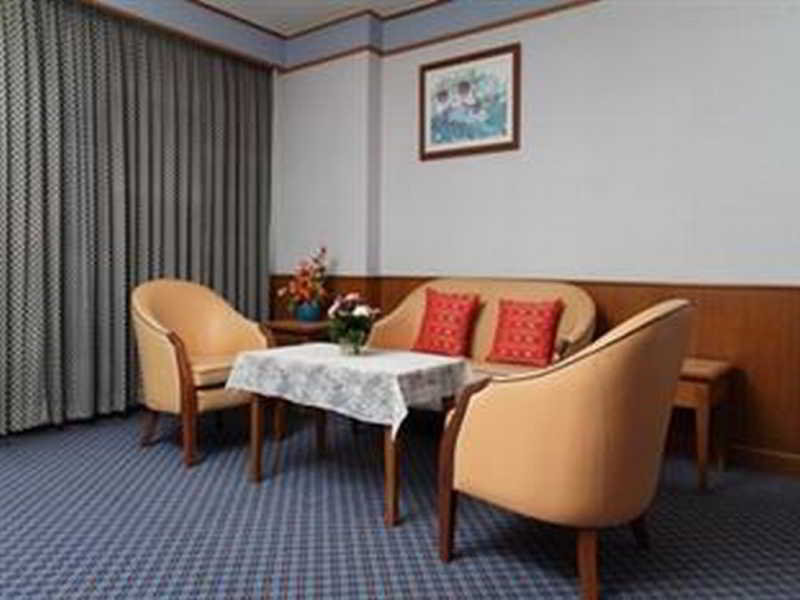 Room thumbnail 25