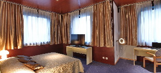 Room
 di Slavija III