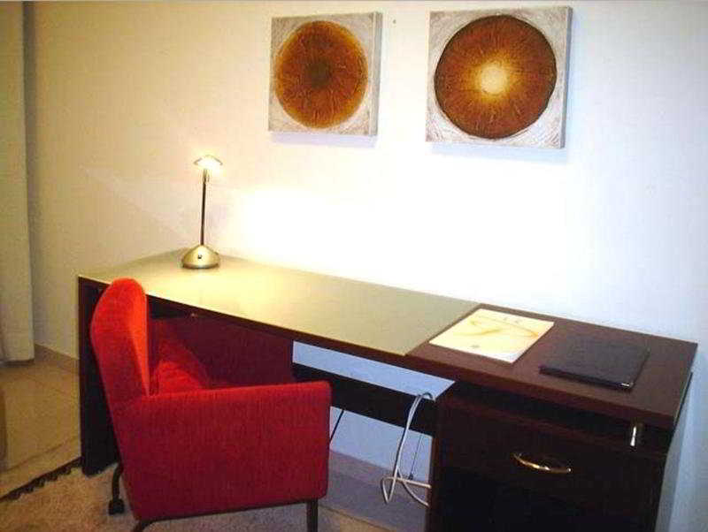 Room
 di Bristol La Place