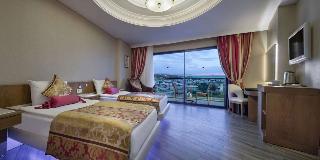 Family Room with Jacuzzi