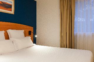 Comfort Hotel Evreux, Evreux