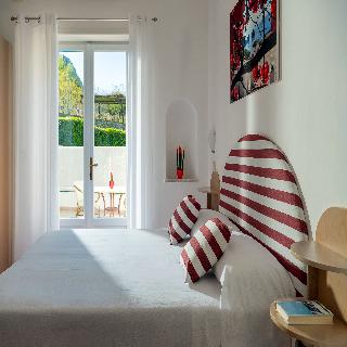 Room Room