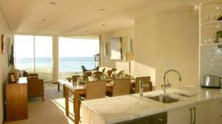 Room thumbnail 2
