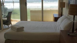 Room thumbnail 4