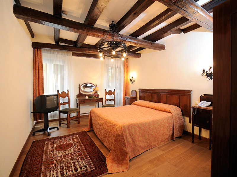 Room
 di Bel Sito e Berlino