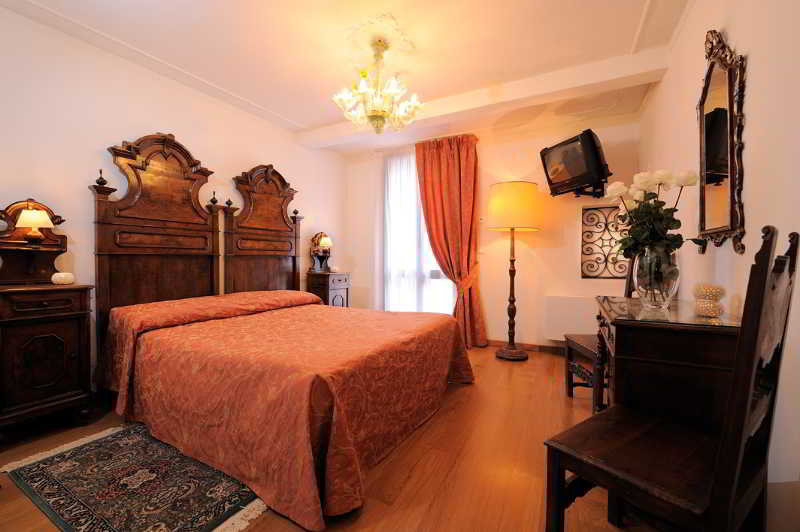 Room
 di Bel Sito e Berlino