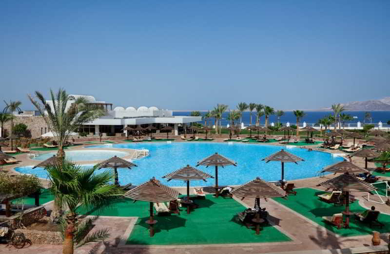 Pool
 di Coral Beach Rotana Montazah
