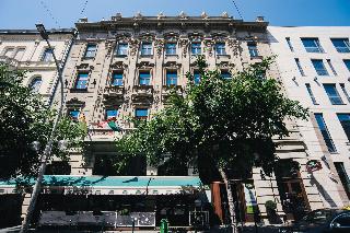 Courtyard Budapest