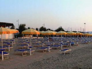 Beach
 di Royals Gate