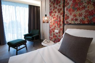 Superior Room with Lake View