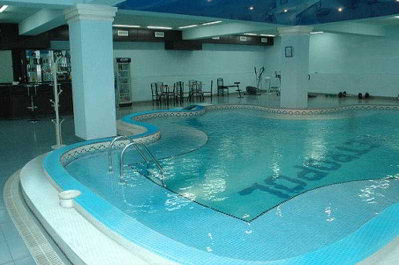 Metropol Hotel - Pool