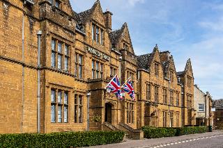 Mercure Banbury Whately Hall Hotel