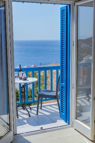 Blue Bay Hotel