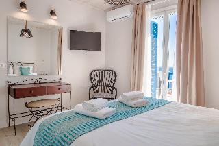 Blue Bay Hotel