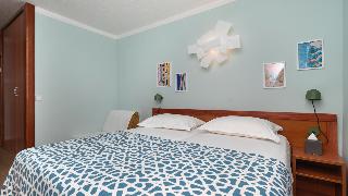 Room Room