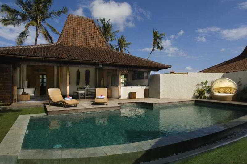 Pool thumbnail 4