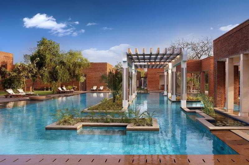 Pool
 di ITC Mughal