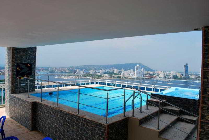 Pool
 di Cartagena Premium