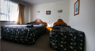 Room thumbnail 5