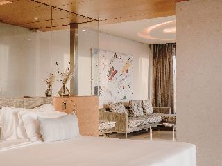 Aguas de Ibiza Grand Luxe Hotel image 2