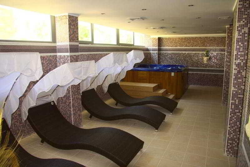 Sports and Entertainment
 di Bran