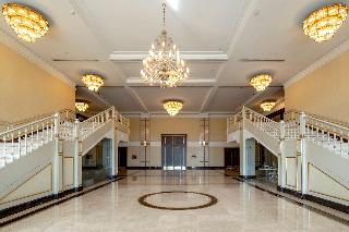 Crowne Plaza Asia Hotel